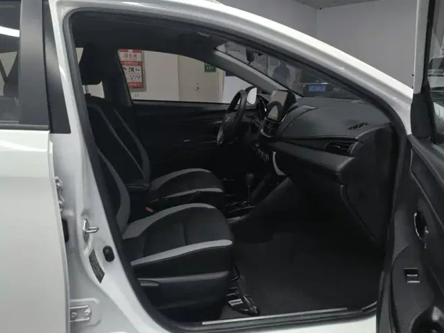Toyota YARiS L Zhi Xuan — Фото автомобиля 8