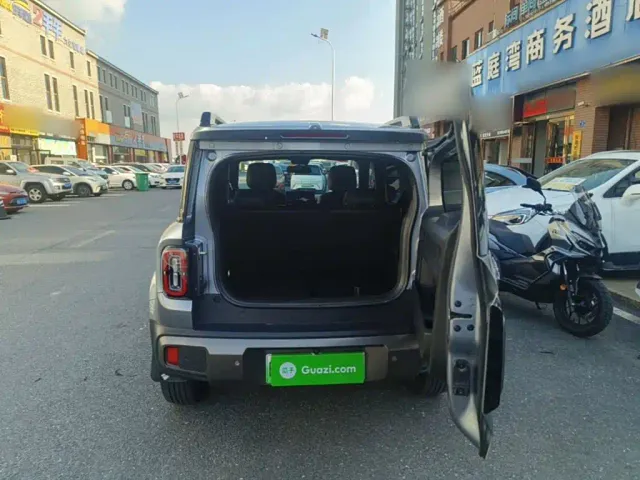 Baojun Yep Plus — Фото автомобиля 18