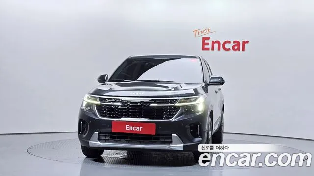 Kia Seltos — Фото автомобиля 3
