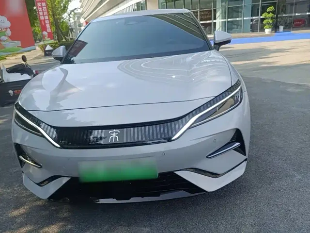 BYD Song L EV — Фото автомобиля 2