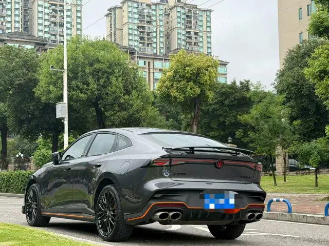 Changan UNI-V — Фото автомобиля 7