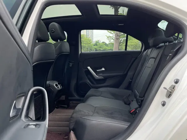 Mercedes-Benz A-Class — Фото автомобиля 6