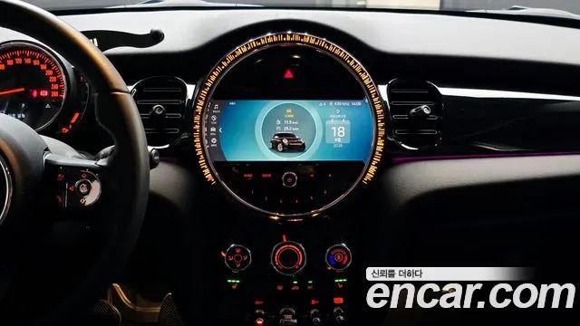 MINI Cooper — Фото автомобиля 14