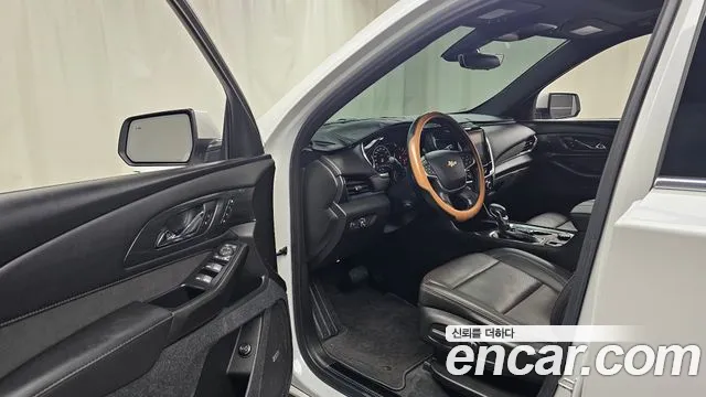 ChevroletGMDaewoo Traverse Traverse 3.6 AWD High Country — Фото автомобиля 10