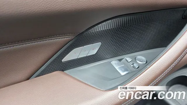 BMW 4 Series G22 — Фото автомобиля 25
