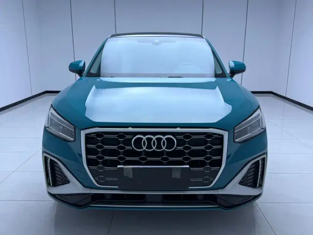 Audi Q2L — Фото автомобиля 2