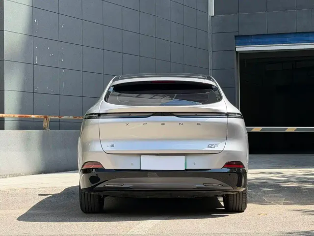 Xpeng G6 — Фото автомобиля 7