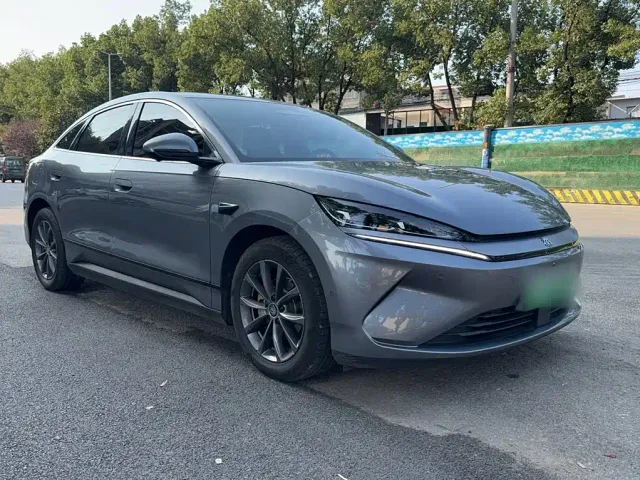 BYD Qin L — Фото автомобиля 5