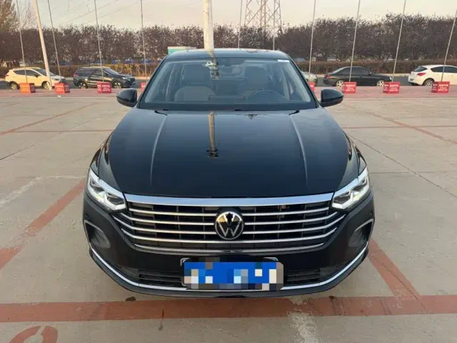 Volkswagen Lavida — Фото автомобиля 2