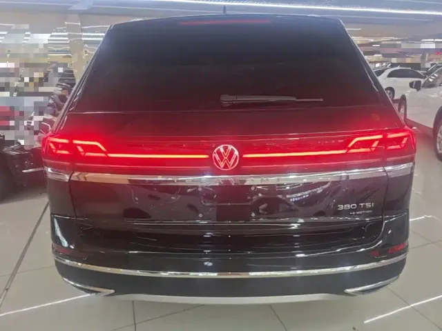Volkswagen Teramont — Фото автомобиля 5