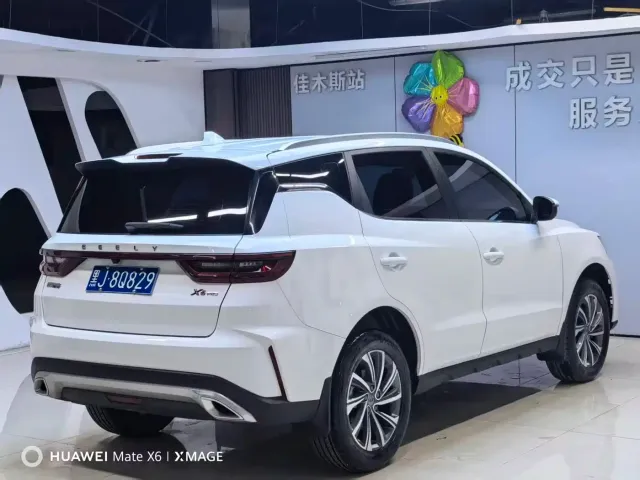 Geely Vision X6 — Фото автомобиля 6