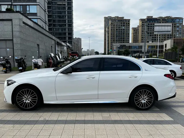 Mercedes-Benz C-Class — Фото автомобиля 13
