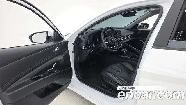 Hyundai AVANTE Smart — Фото автомобиля 10