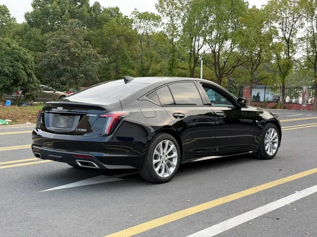 Cadillac CT5 — Фото автомобиля 6