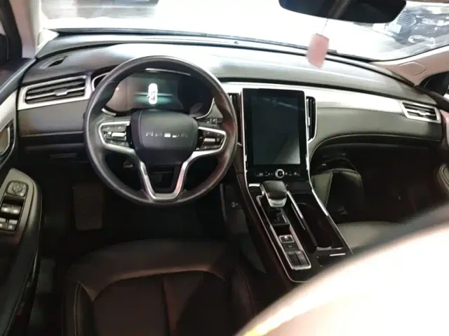 Roewe i6 MAX EV — Фото автомобиля 9