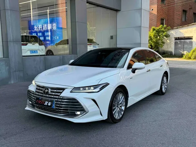 Фотография автомобиля — Toyota Avalon