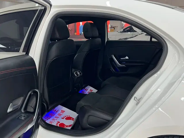 Mercedes-Benz A-Class — Фото автомобиля 13