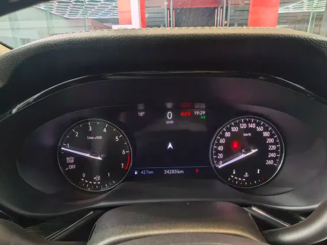 Buick Envision Plus — Фото автомобиля 12