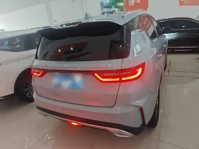 Geely Haoyue PRO — Фото автомобиля 5
