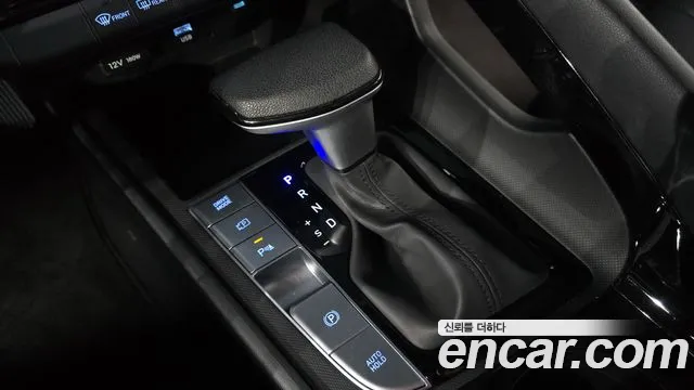 Hyundai Avante CN7 — Фото автомобиля 9