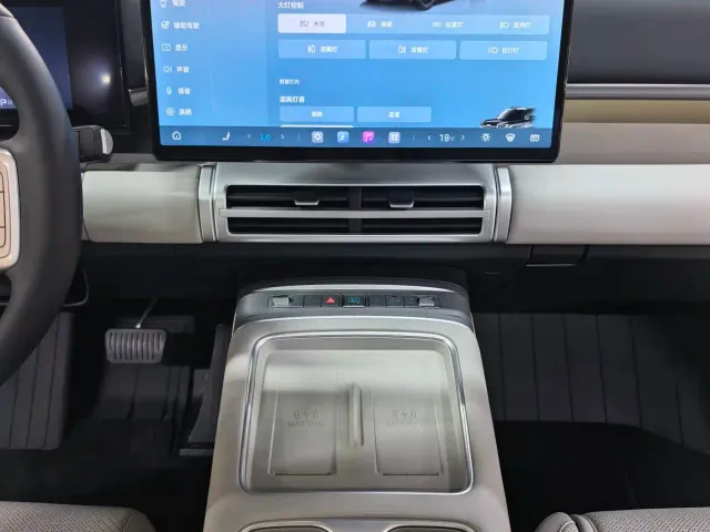 BYD FangChengBao Titanium 7 — Фото автомобиля 8