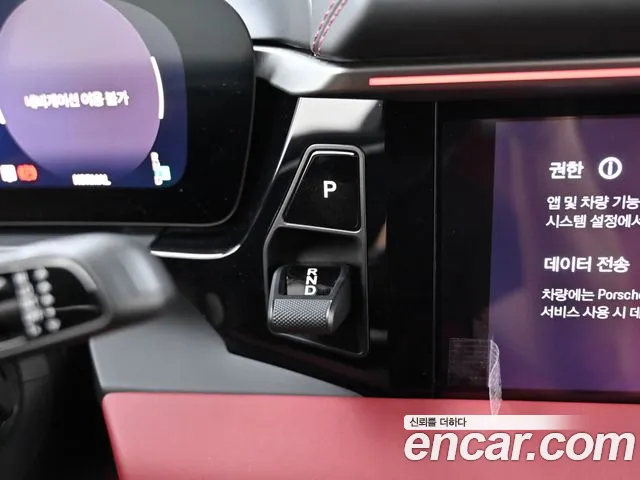 Porsche Macan Electric — Фото автомобиля 9