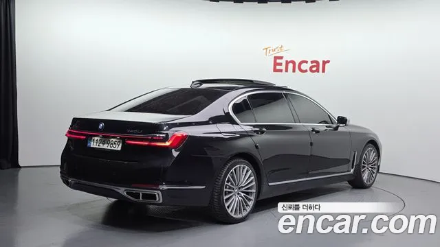 BMW 7 Series — Фото автомобиля 2
