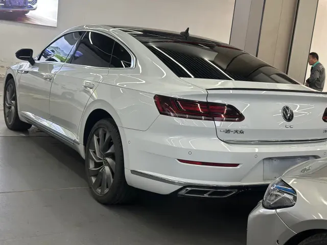 Volkswagen CC — Фото автомобиля 13