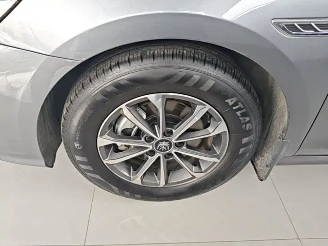 BYD Qin PLUS — Фото автомобиля 22