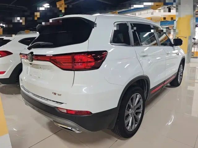 Changan CS75 — Фото автомобиля 6
