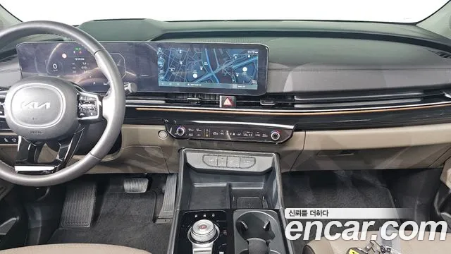 Kia Carnival Generation 4 — Фото автомобиля 14