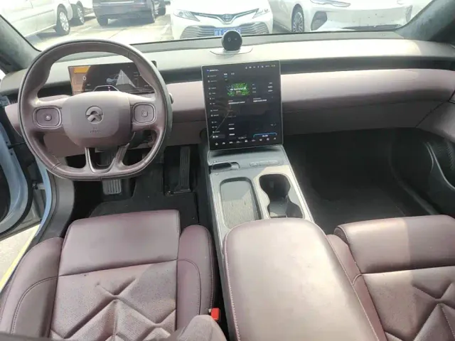 Nio ET5 Touring — Фото автомобиля 9