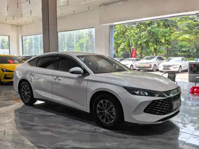 BYD Qin L — Фото автомобиля 3