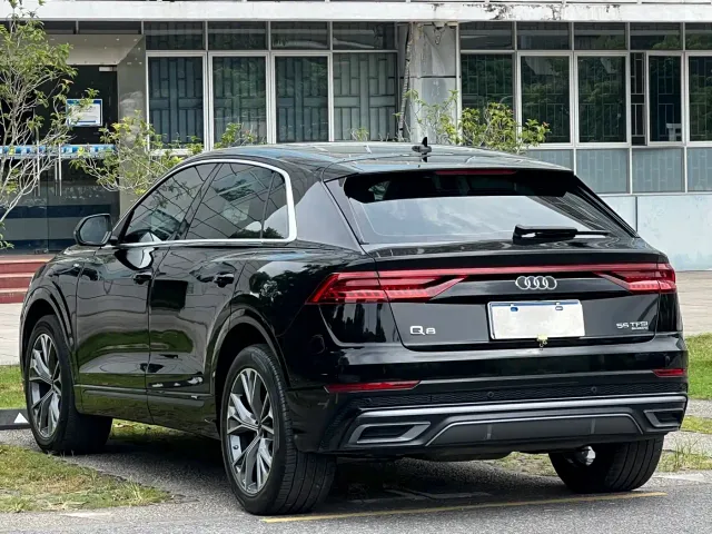 Audi Audi Q8 2023 55 TFSI Luxury Sport — Фото автомобиля 6