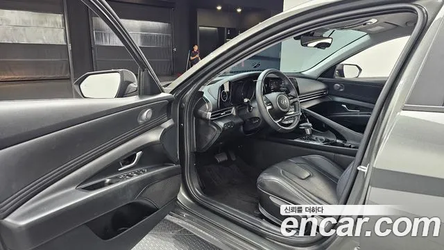 Hyundai AVANTE Avante (CN7) — Фото автомобиля 10