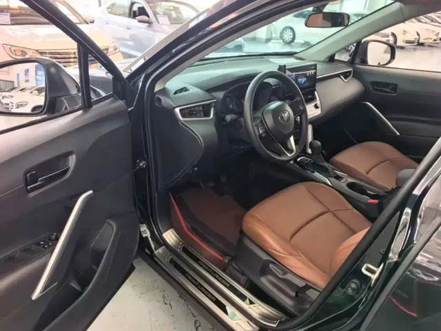 Toyota Frontlander — Фото автомобиля 15