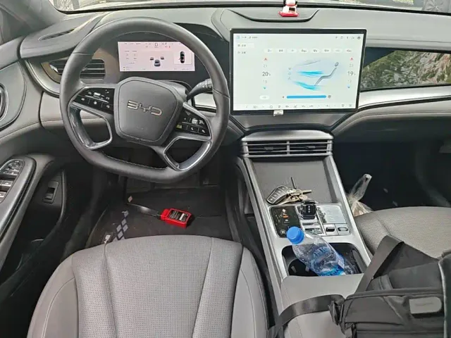 BYD Seal 07 DM-i — Фото автомобиля 9