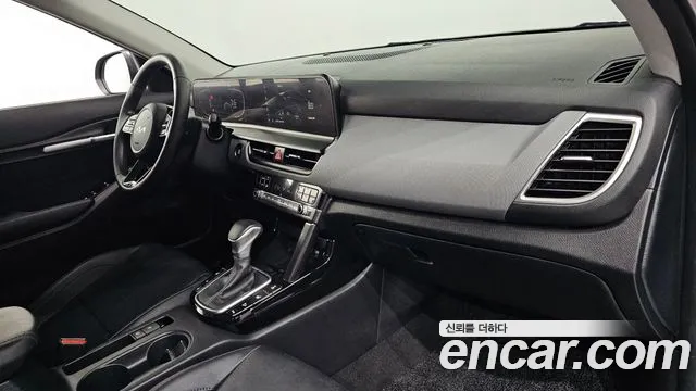 Kia Seltos — Фото автомобиля 29