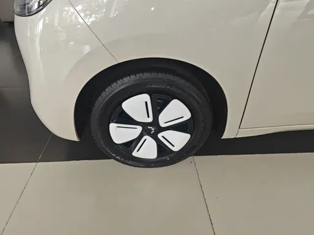 Wuling Hongguang Mini EV — Фото автомобиля 22
