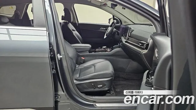 Kia Sportage Sportage 5-е поколение Бензин 1.6 турбо 2WD — Фото автомобиля 26