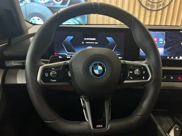 BMW i5 — Фото автомобиля 11