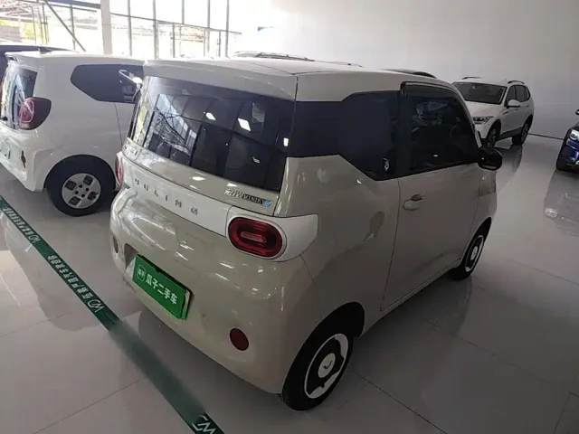 Wuling Hongguang Mini EV — Фото автомобиля 6