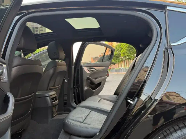 Cadillac CT5 — Фото автомобиля 18