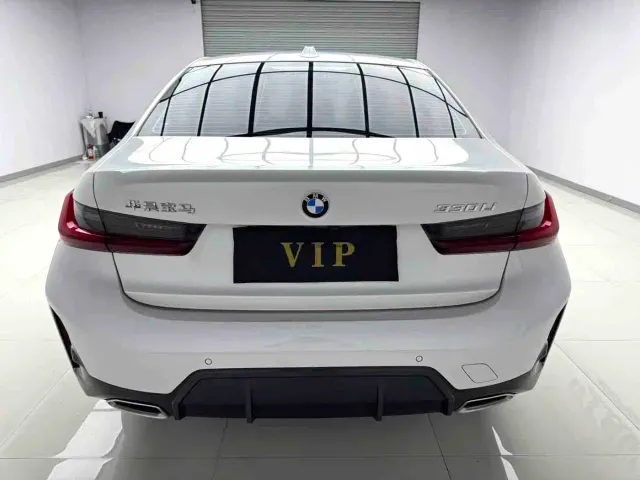 BMW 3 Series — Фото автомобиля 3