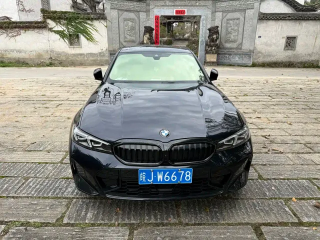 BMW 3 Series — Фото автомобиля 2