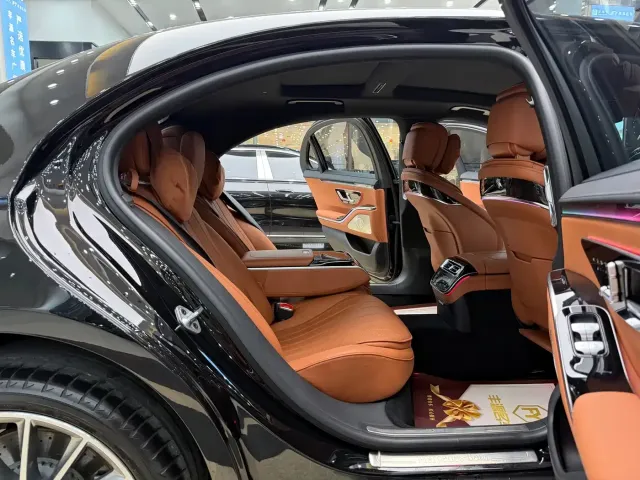 Mercedes-Benz S-Class — Фото автомобиля 9