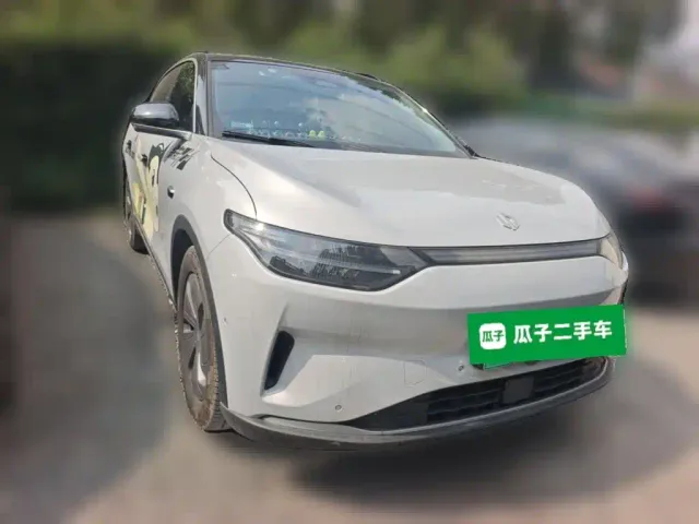 Leapmotor C11 — Фото автомобиля 3