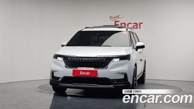 Kia Canival Carnival 4 поколение Бензин 7 мест Signature — Фото автомобиля 3