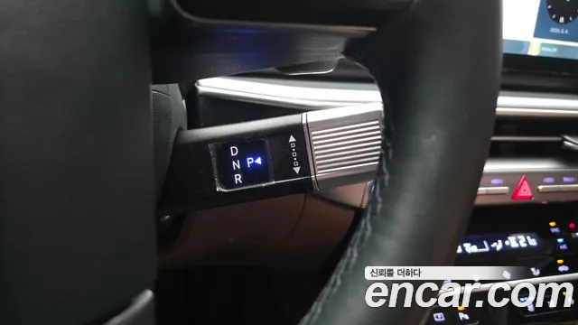 Hyundai Grandeur Grandeur (GN7) 2.5 Бензин 2WD — Фото автомобиля 9