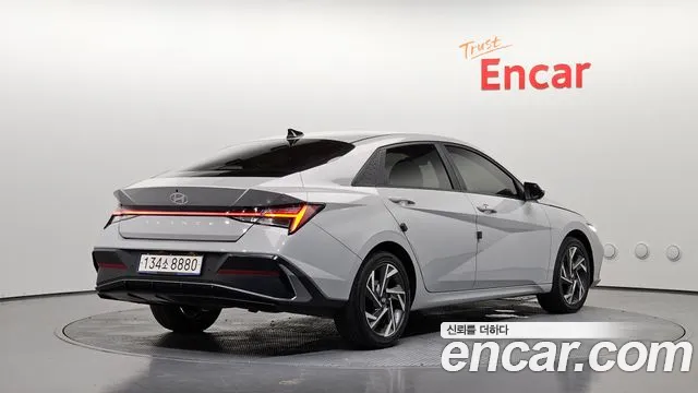 Hyundai AVANTE Новый Avante (CN7) 1.6 LPi (Для проката) — Фото автомобиля 2